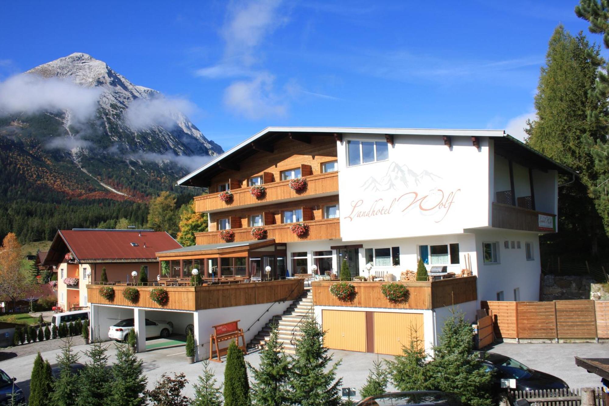 Landhotel Wolf Leutasch Exterior foto
